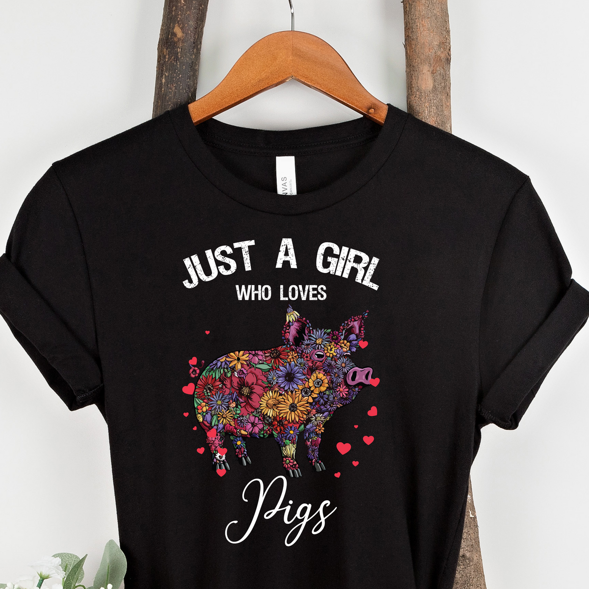 JUST A GIRL WHO LOVES PIGS UNISEX T-SHIRT