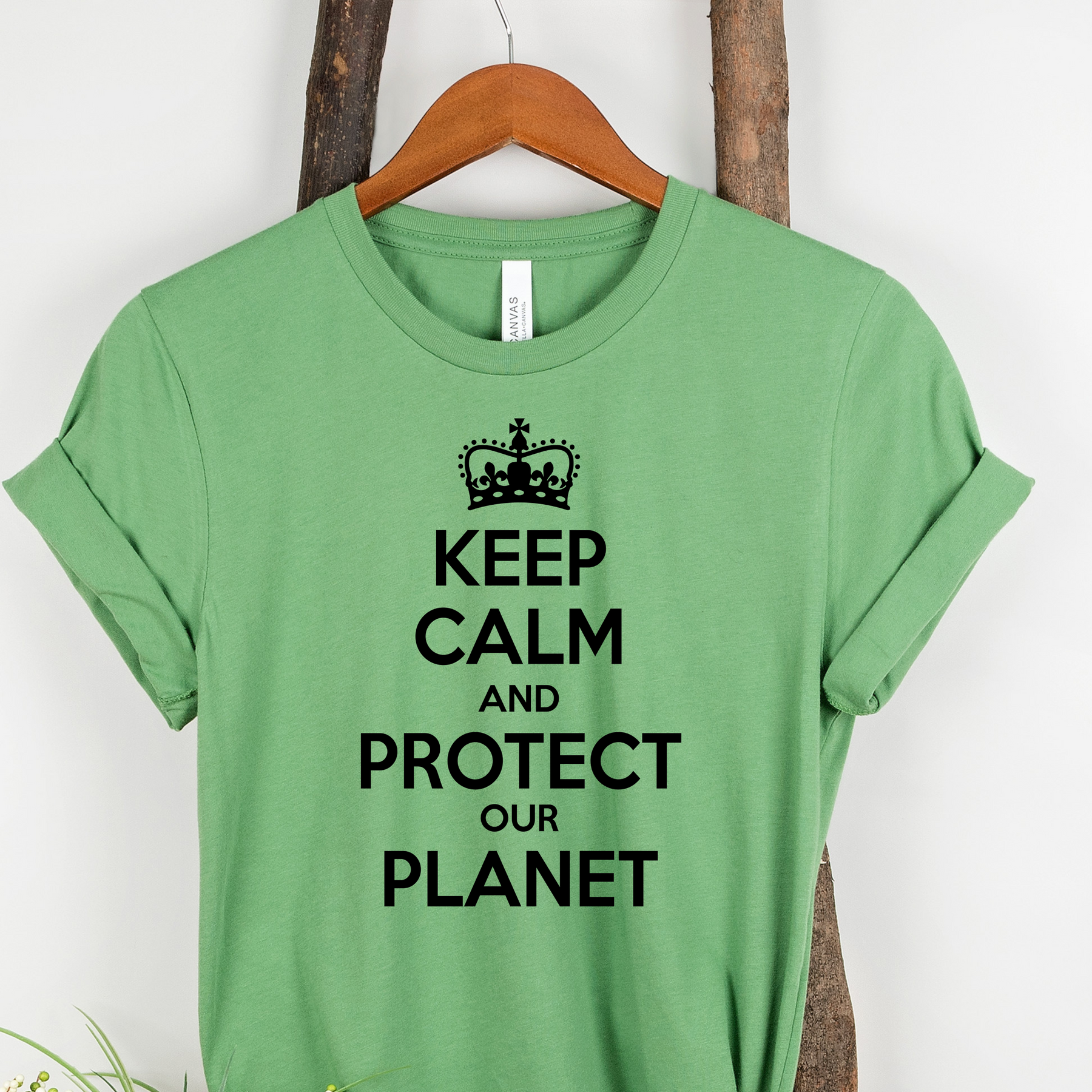 Planet Colored t-shirt